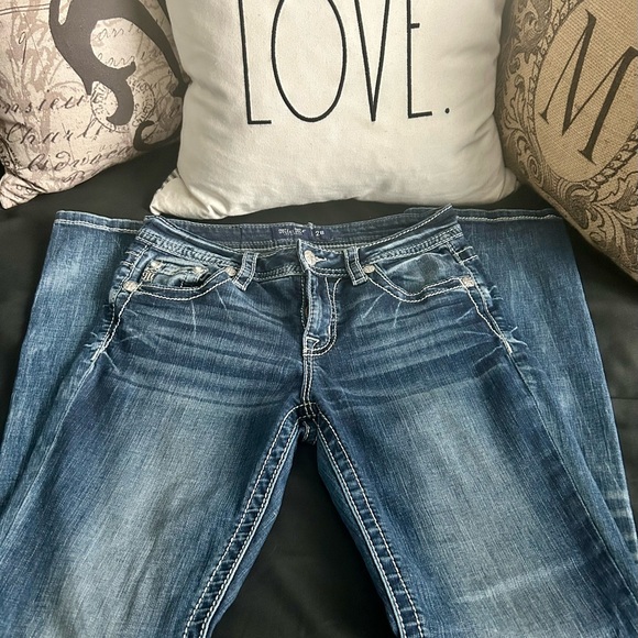 Miss Me Women's Mid Rise Slim Boot Jeans, Size: 28 - Picture 3 of 7
